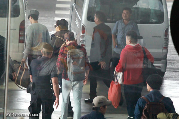 [09.11.12] 2PM à l’aéroport Suvarnabhumi (Thaïlande) 133