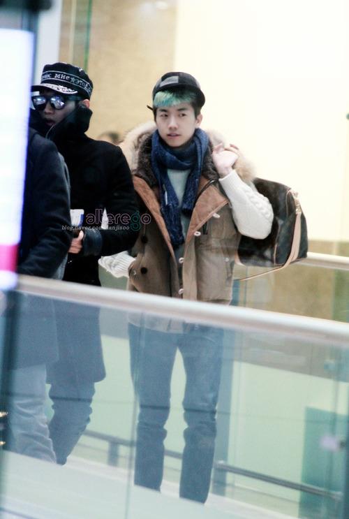 [14.12.12] Les 2PM à l’aéroport d’Incheon (départ pour la Taiwan) 136