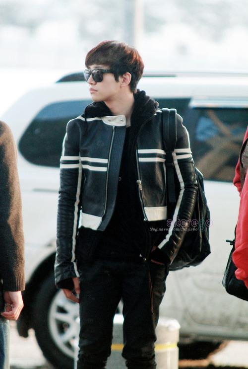 [06.12.12] Les 2PM à l’aéroport d'Incheon (départ pour Jakarta) 63
