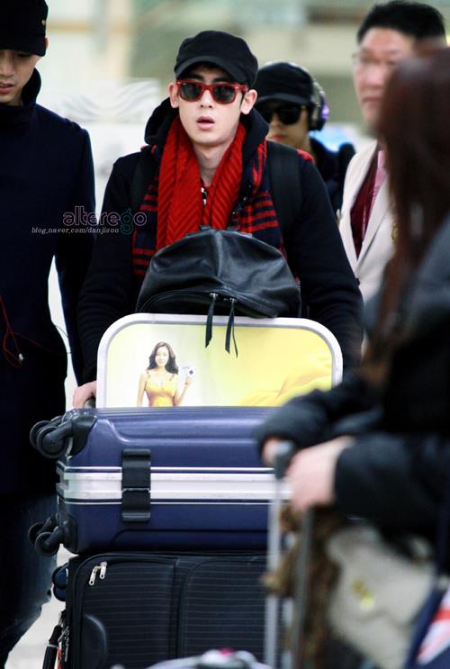 [16.02.13] [PICS] 2PM à l’aéroport de Gimpo (de retour du Japon) 232