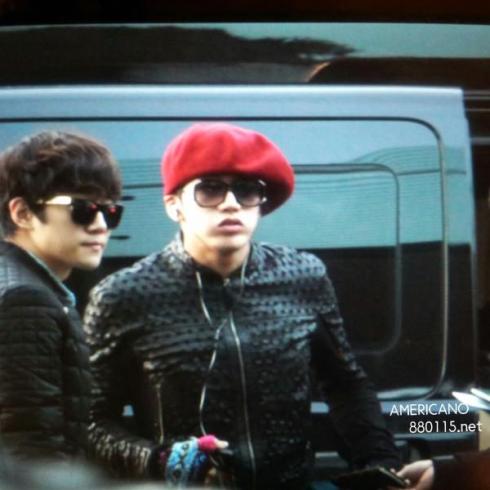 [01.03.13] [PICS] 2PM (sans Chansung) l’aéroport d’Incheon (départ pour les Philippines) 1