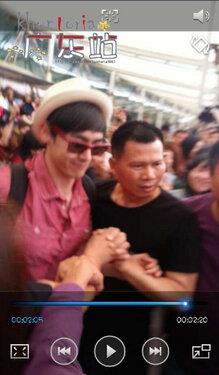 [29.03.13] [PICS] Arrivée des 2PM à l'aéroport de Guangzhou 1022