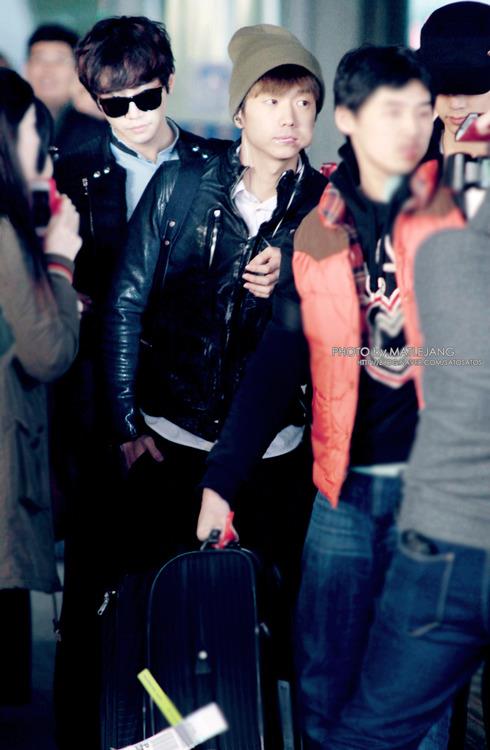 [03.03.13] [PICS] 2PM (sans Chansung) à l’aéroport d’Incheon (de retour des Philippines) 117