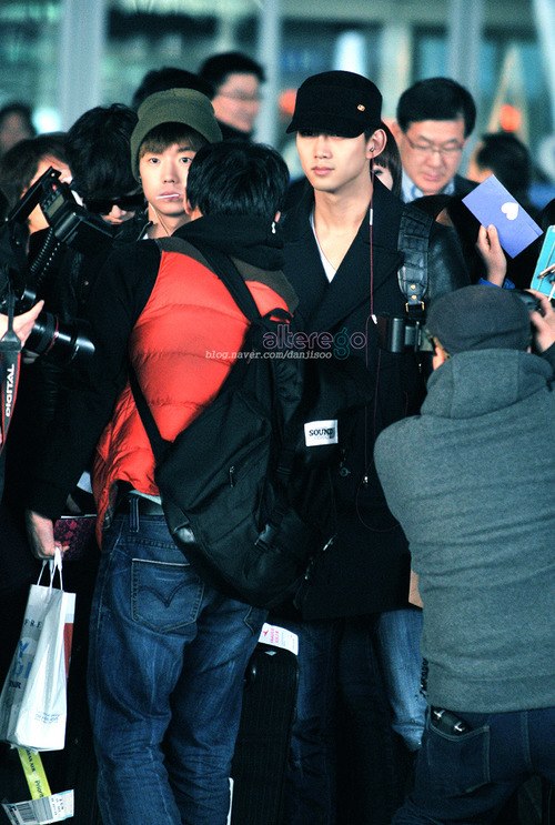 [03.03.13] [PICS] 2PM (sans Chansung) à l’aéroport d’Incheon (de retour des Philippines) 262