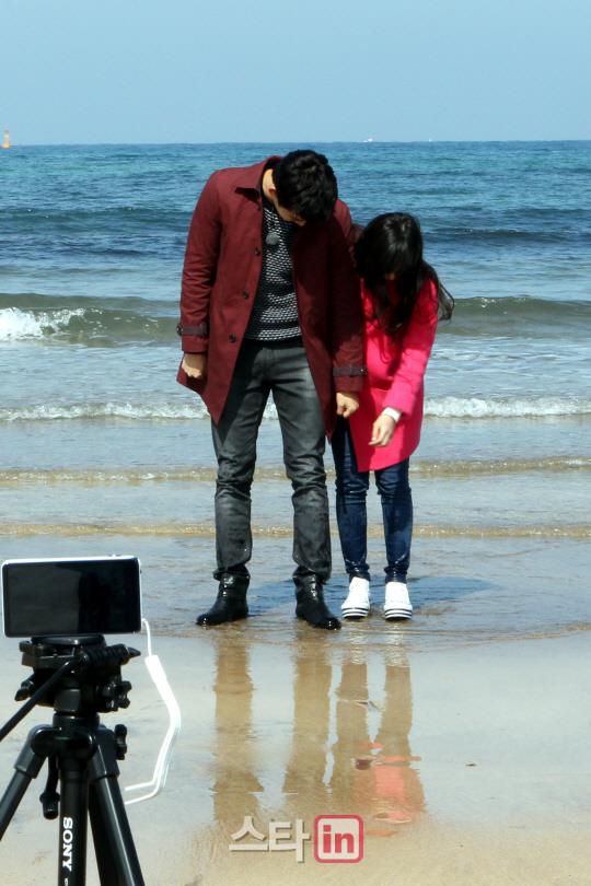 [06.03.13] Photos officielles de Taecyeon et Guigui dans l'émission 'We Got Married' 273