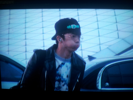 [01.03.13] [PICS] 2PM (sans Chansung) l’aéroport d’Incheon (départ pour les Philippines) 5