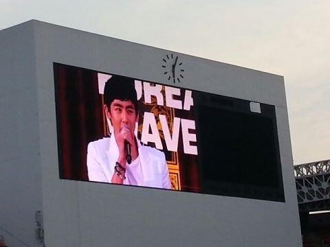 [16.03.13] [PICS] Nichkun présent au concert "Korean Music Wave" à Bangkok 620